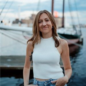 Meet your Posher, Caroline